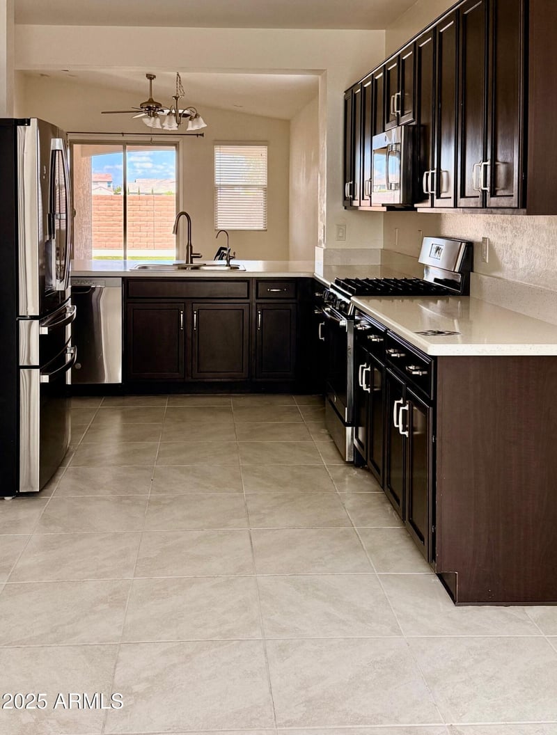 9588 Cashman Dr, Peoria, AZ 85383