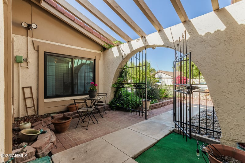 959 Lobster Trap Ln, Tempe, AZ 85283