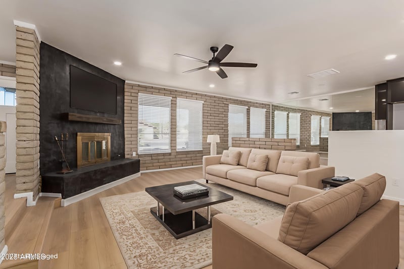 959 Fairfield St, Mesa, AZ 85203