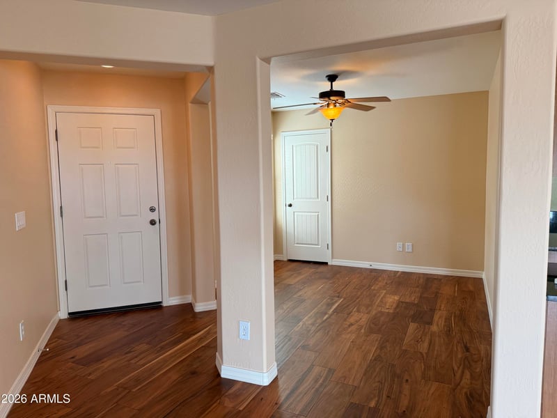 959 Desert Seasons Dr, San Tan Valley, AZ 85143