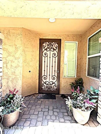 9590 Robin Ln, Peoria, AZ 85383