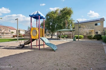 9598 81st Dr, Peoria, AZ 85345