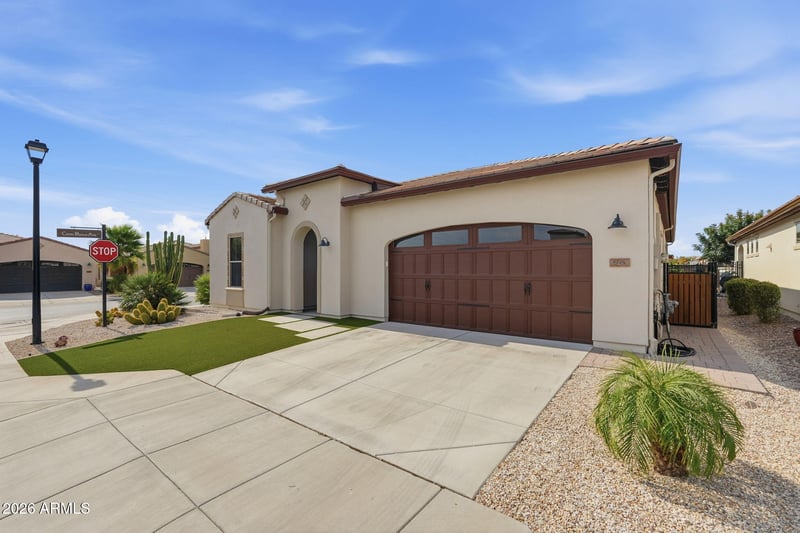 96 E Alcatara Ave, Queen Creek, AZ 85140