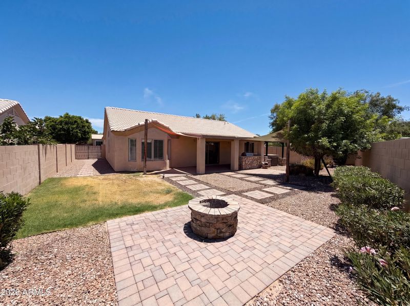 96 S Monterey St, Gilbert, AZ 85233