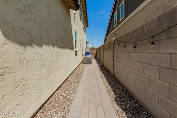 960 Edith Dr, Chandler, AZ 85225