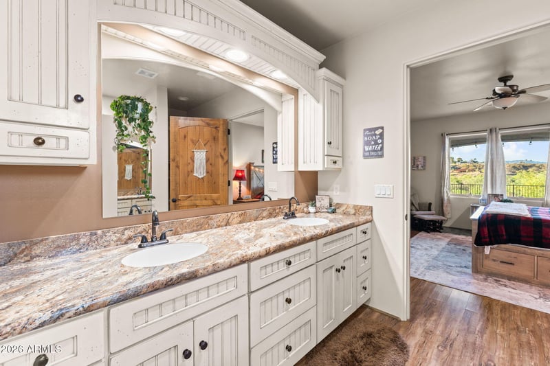 960 Mclean Dr, Wickenburg, AZ 85390