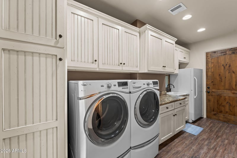 960 Mclean Dr, Wickenburg, AZ 85390