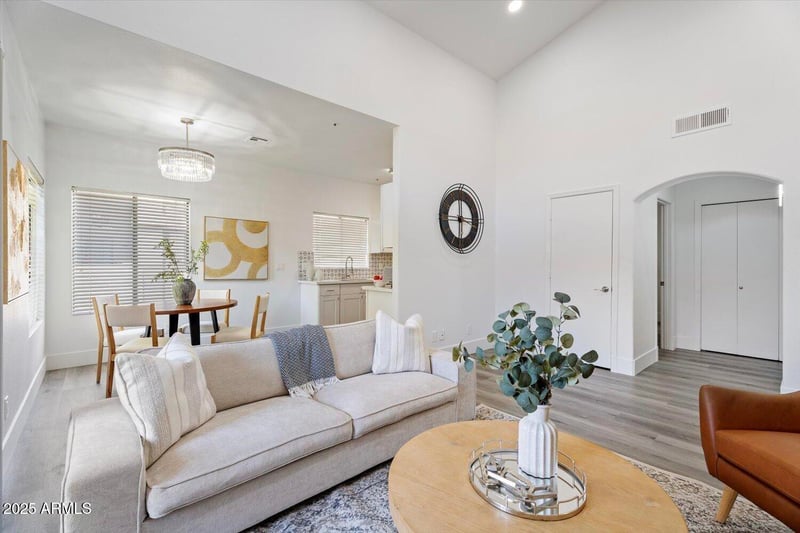 9600 96th St #208, Scottsdale, AZ 85258