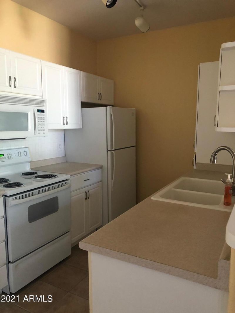 9600 N 96th St #204, Scottsdale, AZ 85258