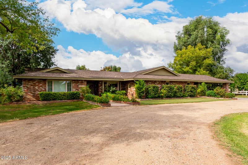 9602 157th Pl, Gilbert, AZ 85234