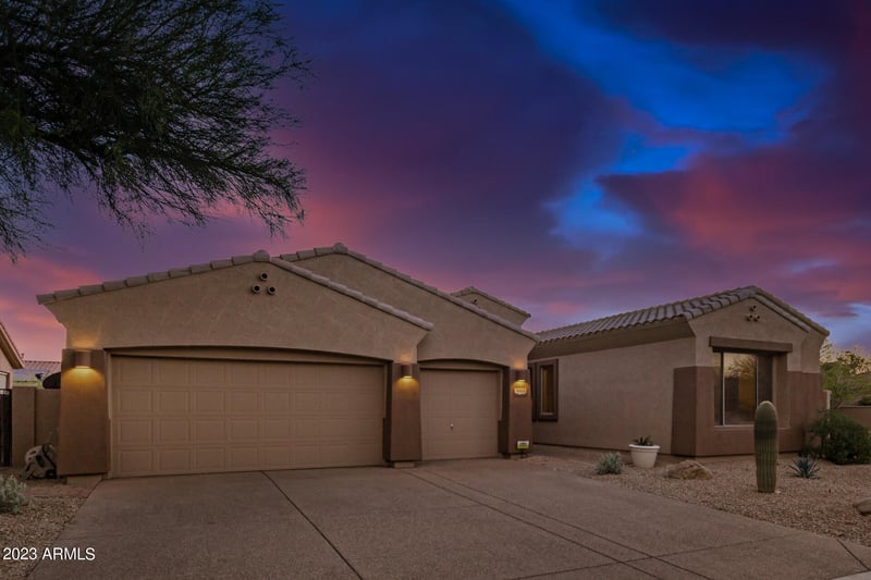 9604 183rd Dr, Goodyear, AZ 85338