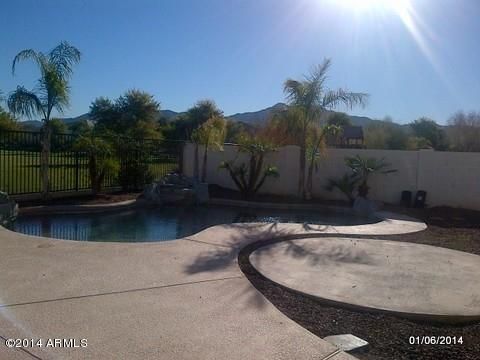 9605 S 46th Dr, Laveen, AZ 85339
