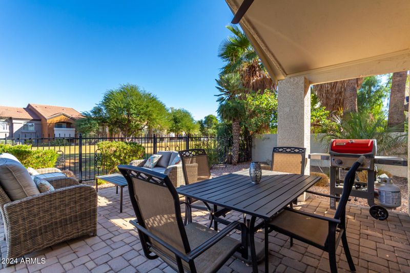 9605 S 51st St, Phoenix, AZ 85044