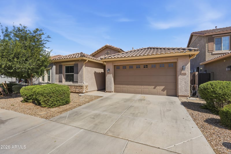 9606 E Tesla Ave, Mesa, AZ 85212