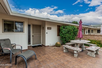 9606 Long Hills Dr, Sun City, AZ 85351