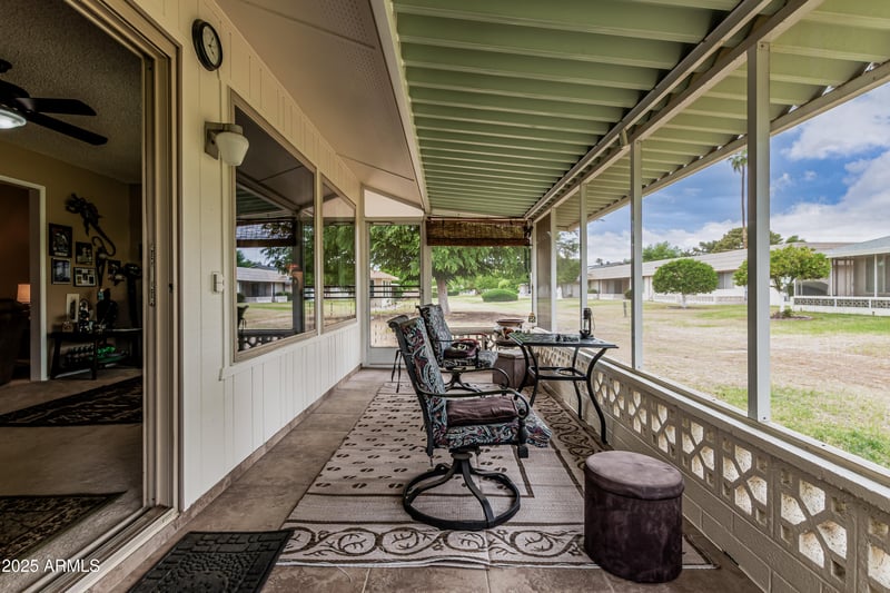 9606 Long Hills Dr, Sun City, AZ 85351