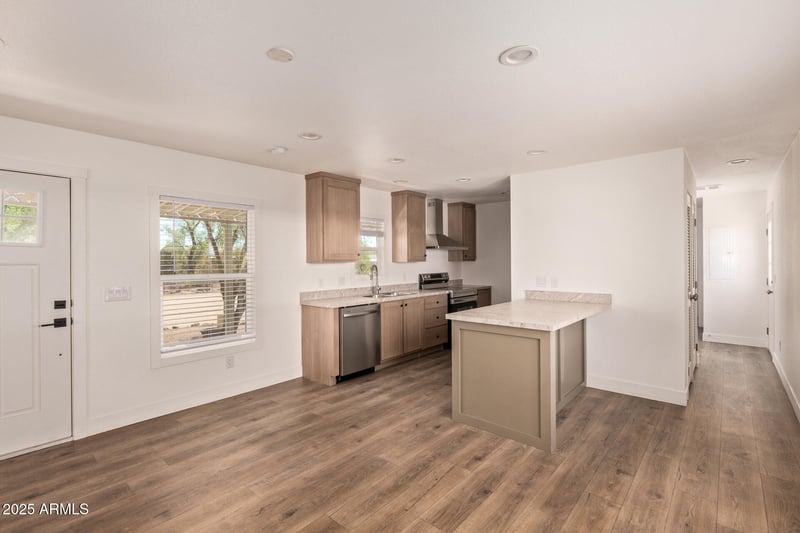 9607 Alder Cir, Mesa, AZ 85208