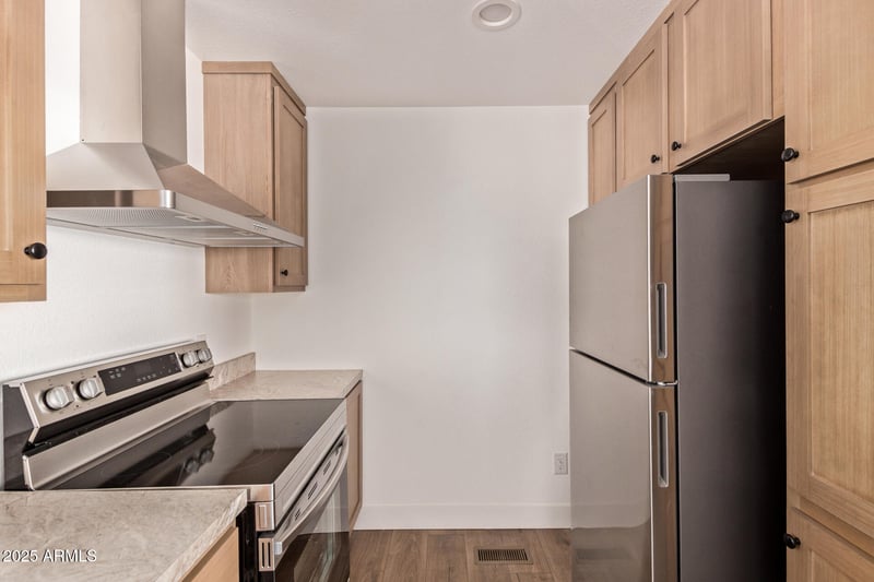 9607 Alder Cir, Mesa, AZ 85208