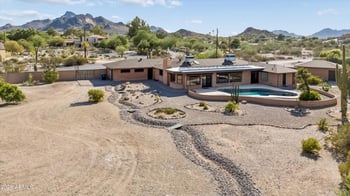 9607 N 40th St, Phoenix, AZ 85028