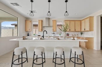 9607 Spiral Ave, Mesa, AZ 85212