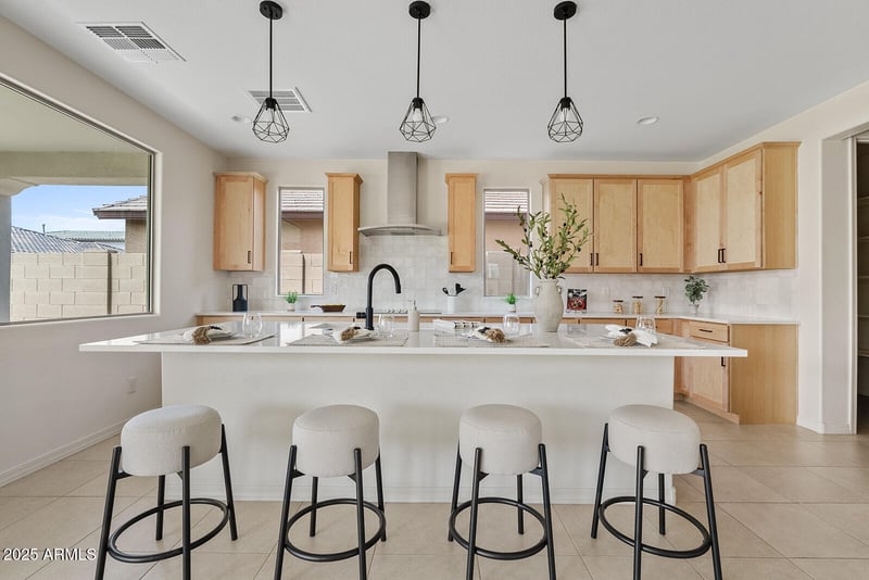 9607 Spiral Ave, Mesa, AZ 85212