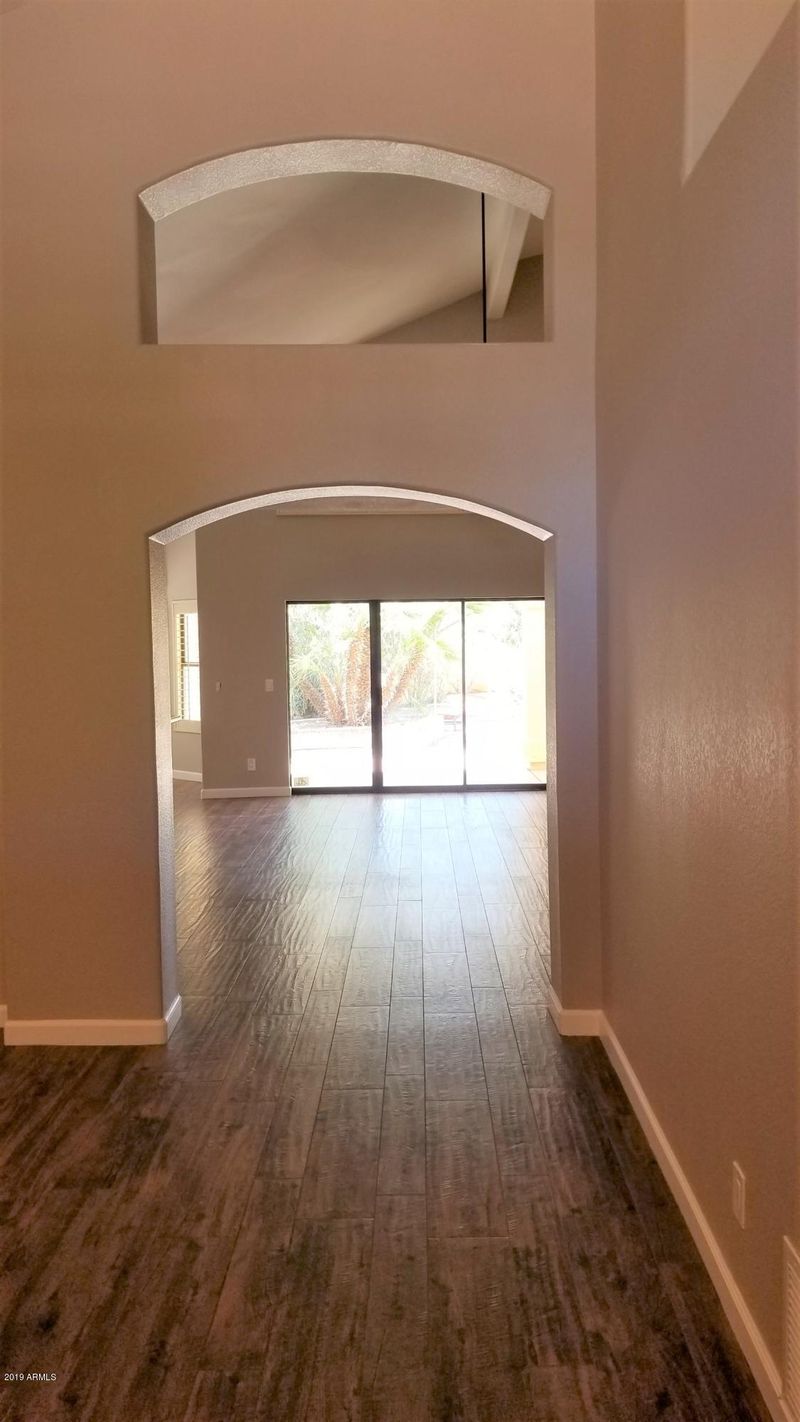 9608 S Drea Ln, Tempe, AZ 85284