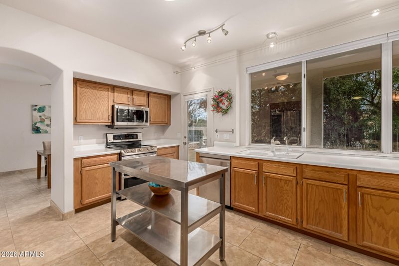 9609 S 50th St, Phoenix, AZ 85044
