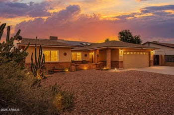 9609 W Echo Ln, Peoria, AZ 85345