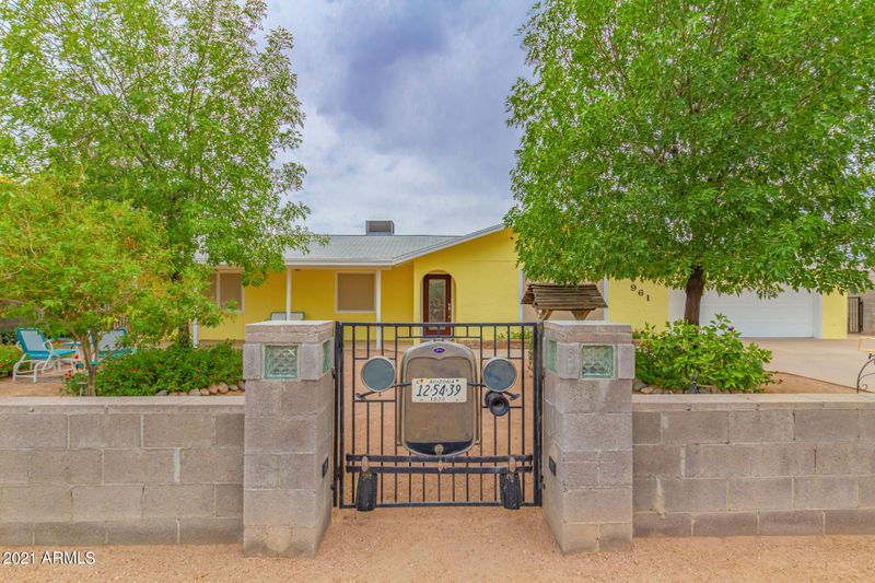 961 E Mesquite Ave, Apache Junction, AZ 85119