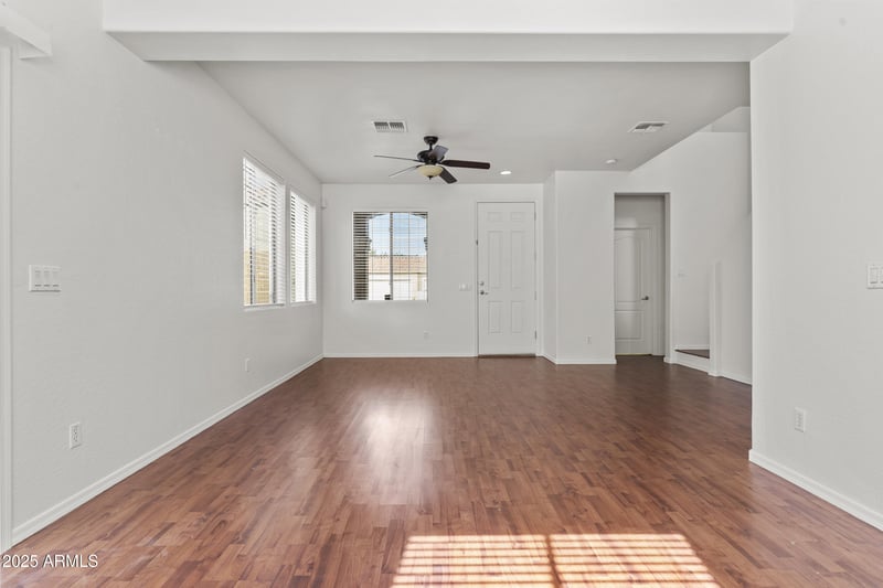 961 E Redondo Dr, Gilbert, AZ 85296