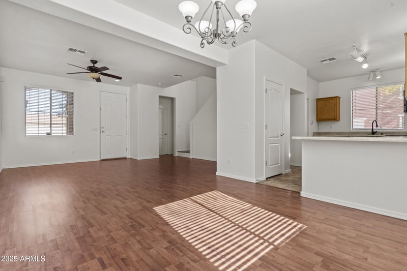 961 E Redondo Dr, Gilbert, AZ 85296
