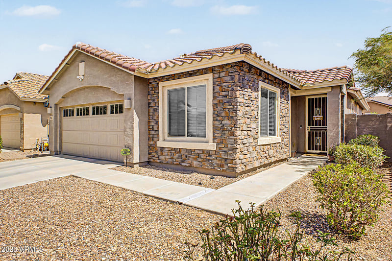 961 W Capulin Trl, San Tan Valley, AZ 85140