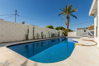 9610 2nd St, Phoenix, AZ 85020