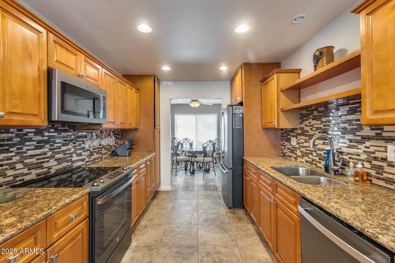 9610 Campana Dr, Sun City, AZ 85351