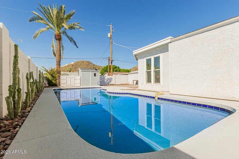 9610 2nd St, Phoenix, AZ 85020