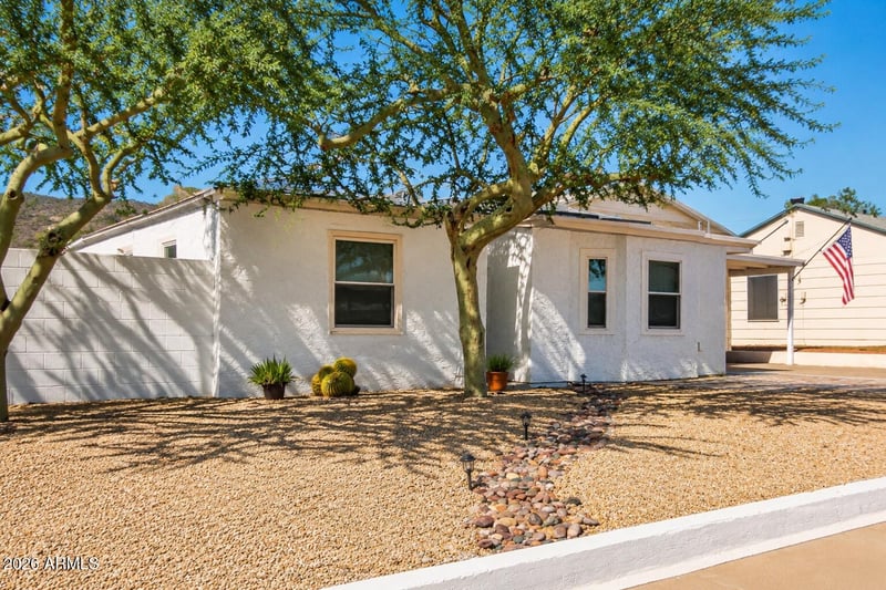 9610 2nd St, Phoenix, AZ 85020
