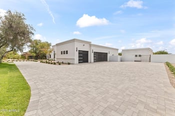 9611 Clinton St, Scottsdale, AZ 85260