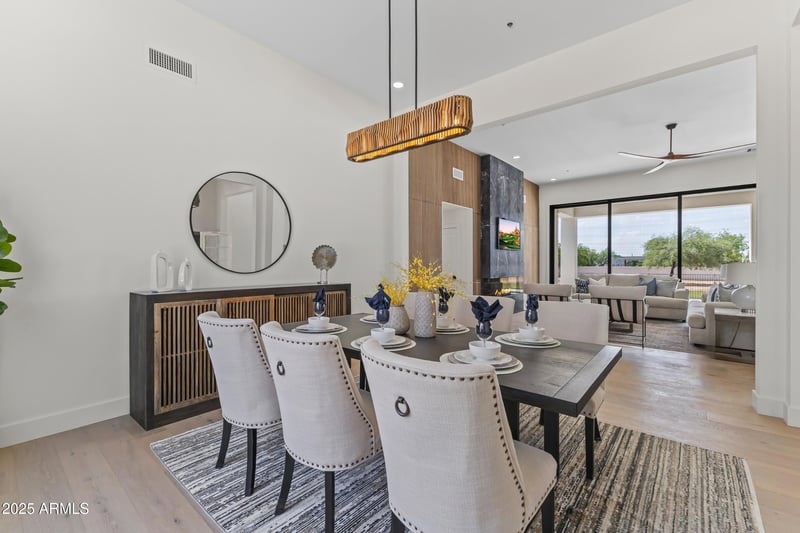 9611 Clinton St, Scottsdale, AZ 85260