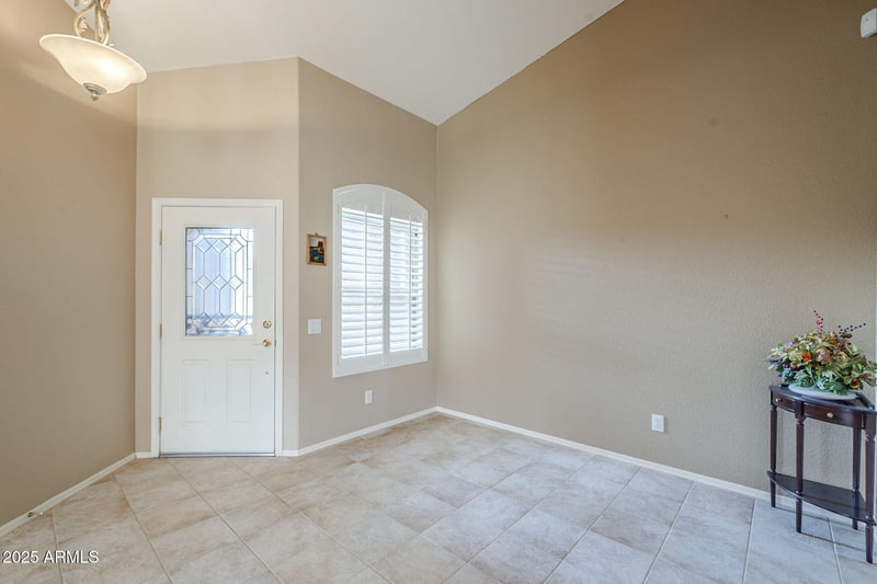 9612 Champagne Dr, Sun Lakes, AZ 85248