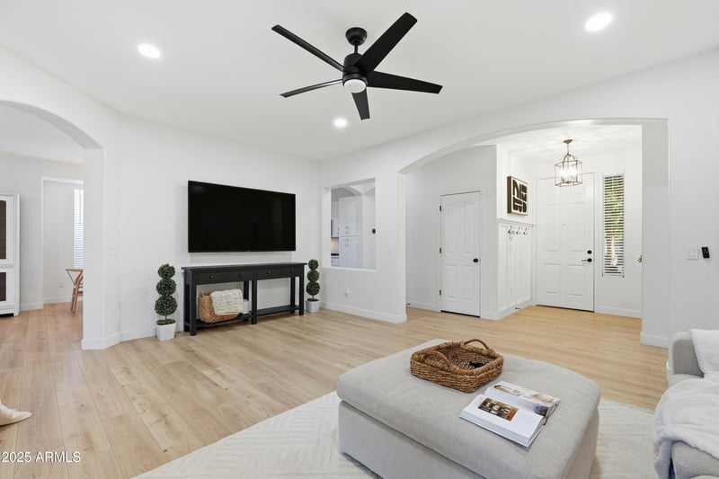 9614 Keats Ave, Mesa, AZ 85209