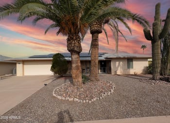9614 Pineridge Dr, Sun City, AZ 85351