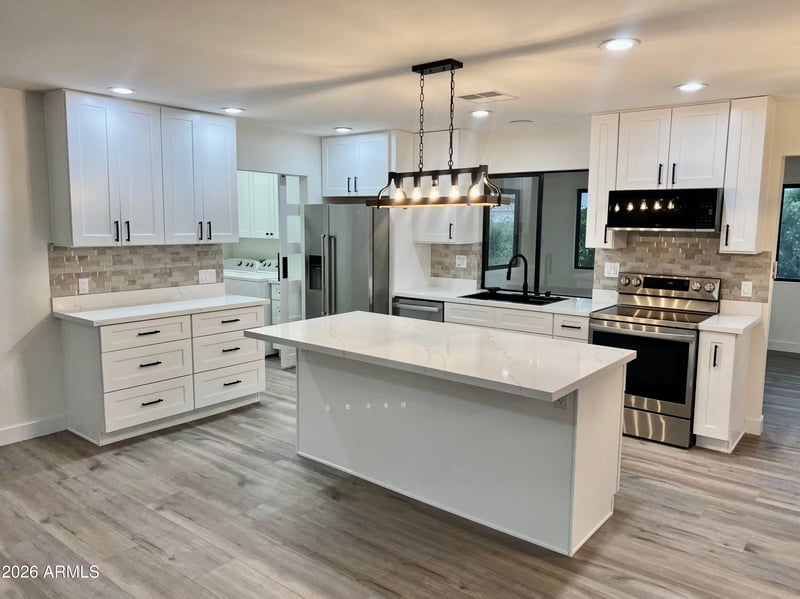 9614 W Pineridge Dr, Sun City, AZ 85351