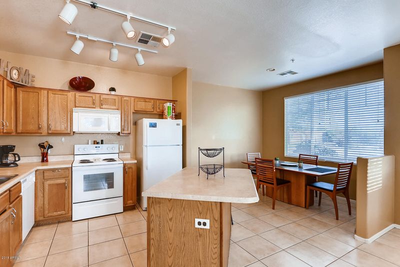 9615 N 13th Ave #101, Phoenix, AZ 85021
