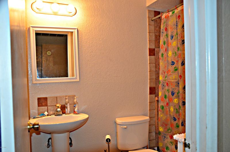 9615 W Echo Ln, Peoria, AZ 85345