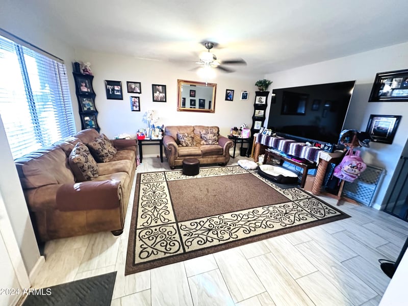 9616 Mountain View Rd #A, Peoria, AZ 85345