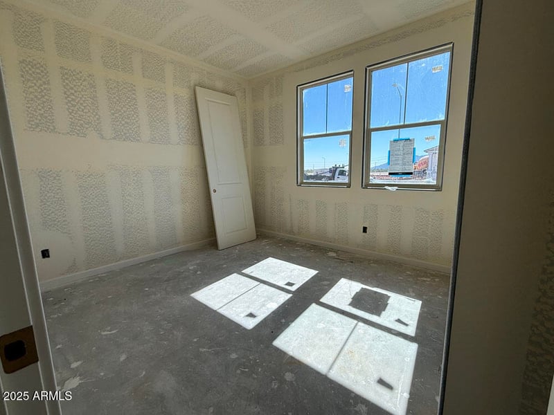 9616 Tamarisk Ave, Tolleson, AZ 85353