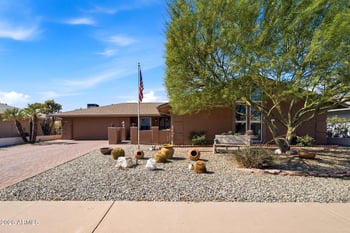 9616 W Indian Hills Dr, Sun City, AZ 85351