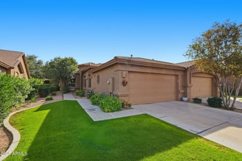 9617 Champagne Dr, Sun Lakes, AZ 85248