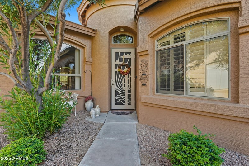 9617 Champagne Dr, Sun Lakes, AZ 85248