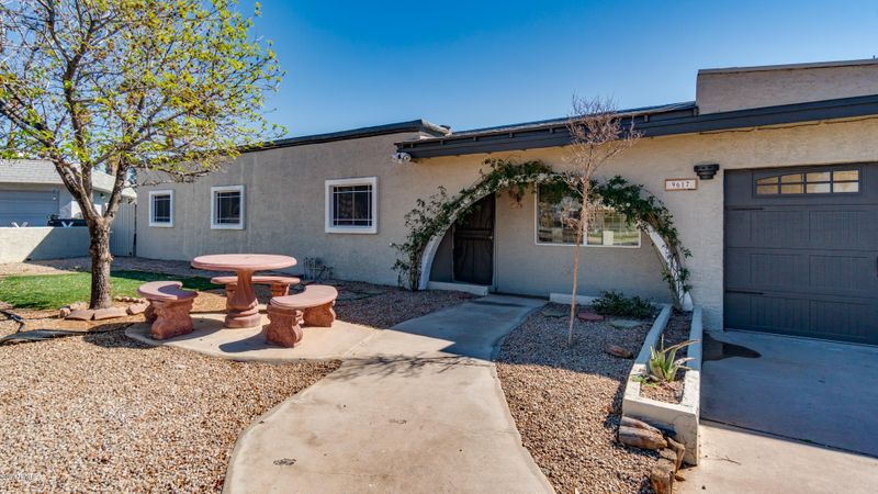 9617 E Ellis Cir, Mesa, AZ 85207
